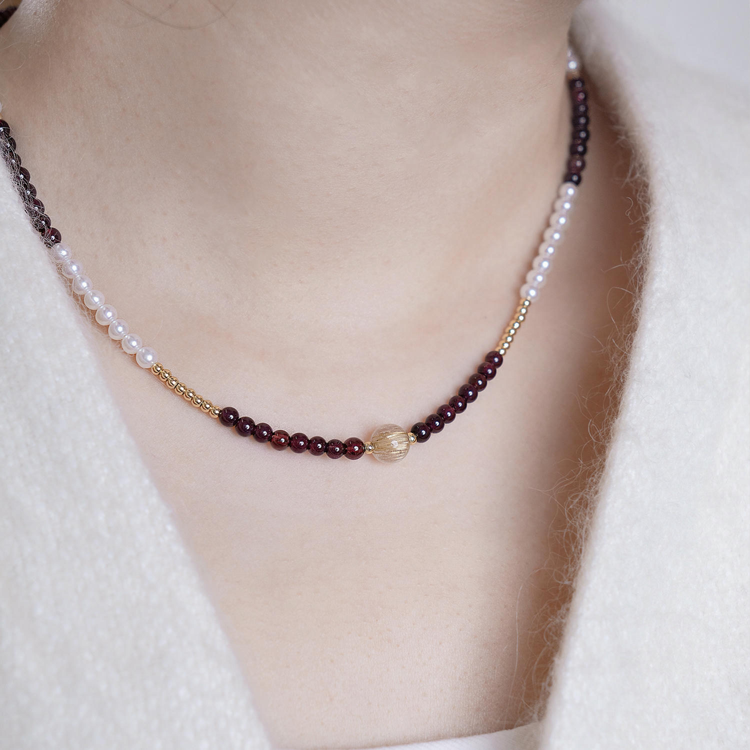 French Elegant Freshwater Pearl Garnet Necklace