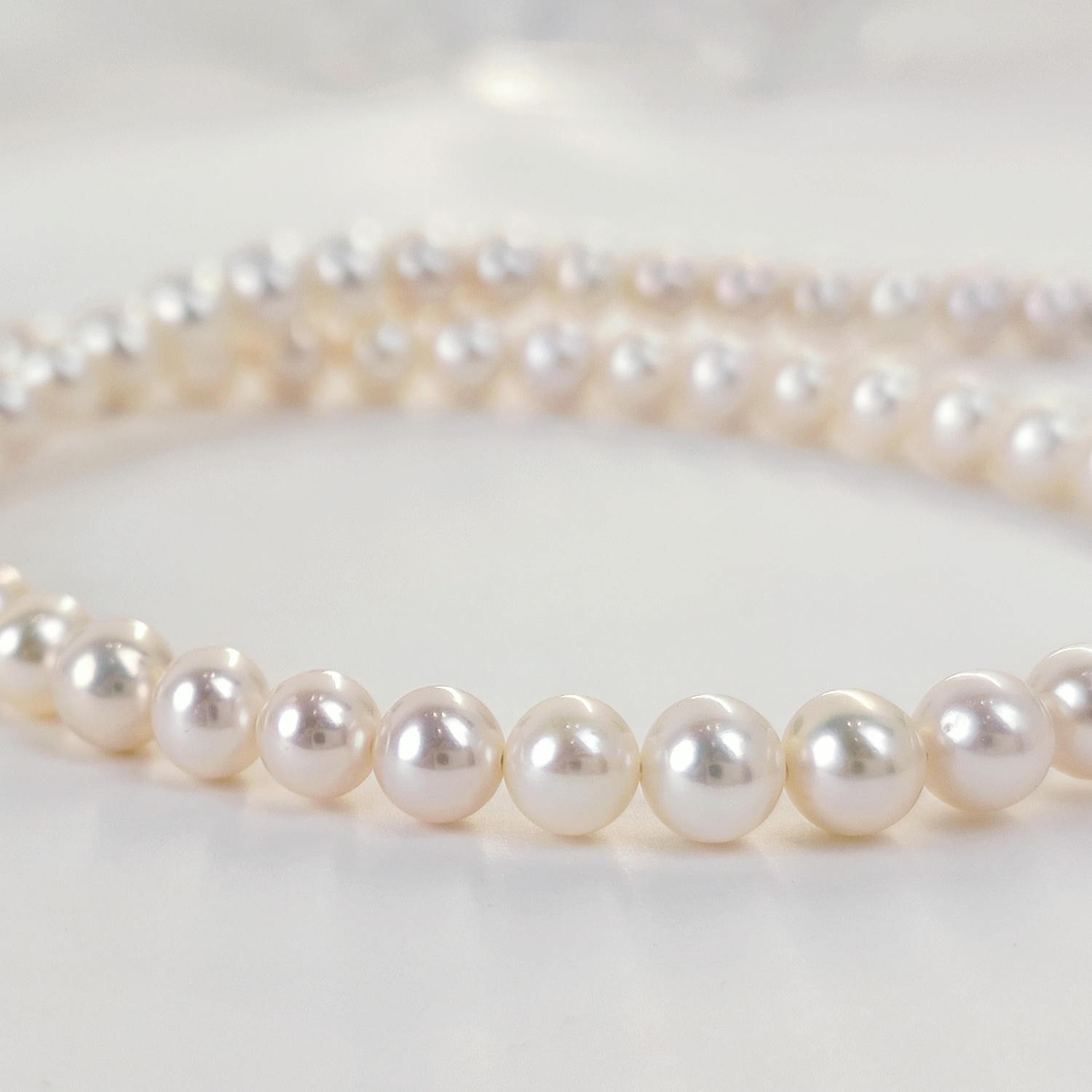 Freshwater Pearl Necklace with Red Agate Accent