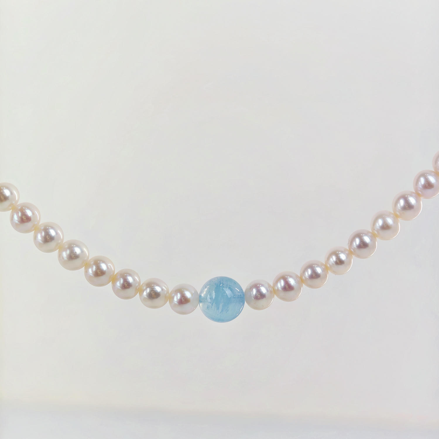 Freshwater Pearl Aquamarine Minimal Elegant Necklace