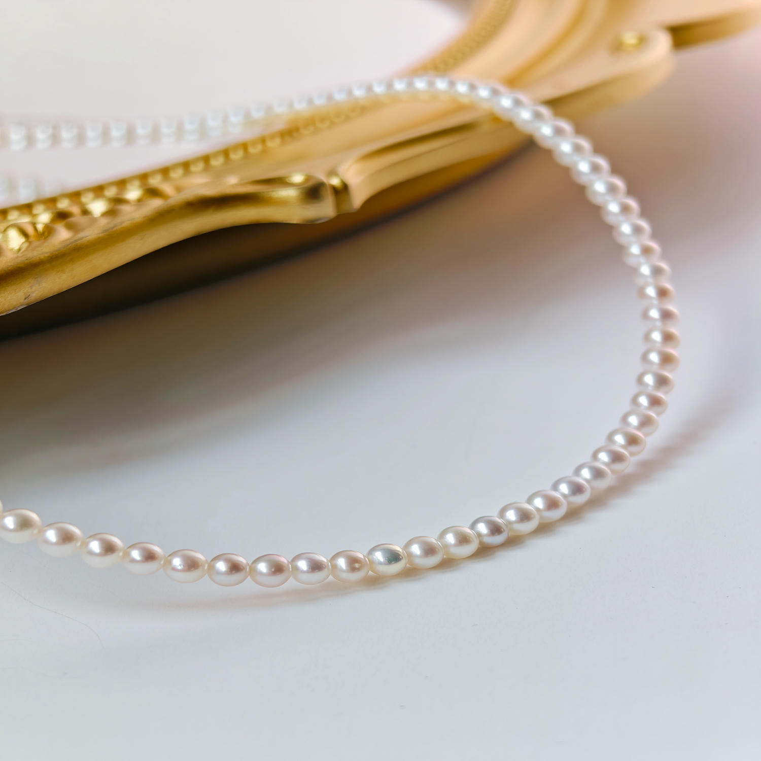 French Minimal Freshwater Pearl Necklace