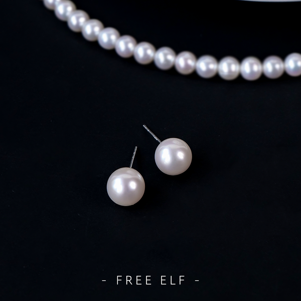 French Minimalist Natural Pearl Earrings in 925 Silver