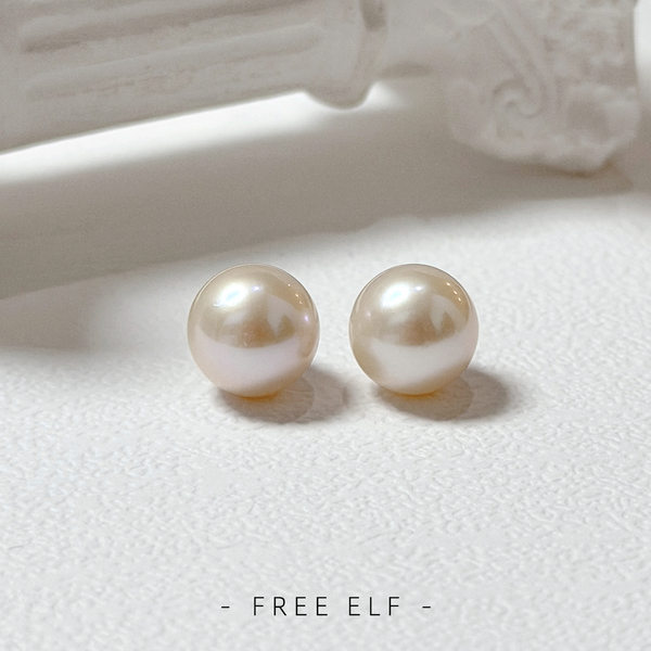 Minimal French Style Sea Pearl Stud Earrings